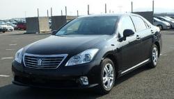 Toyota Crown Royal Saloon Bekas Pejabat BI Dilelang Rp188 Juta