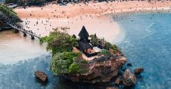 5 Wisata Pantai Balekambang Malang, Ada Tanah Lot Mirip Bali dan Tiket Rp15.000