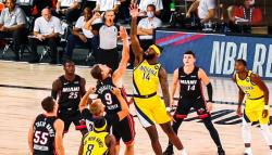 Hasil NBA: Cedera Horor Derrick Jones Jr Warnai Kekalahan Miami Heat