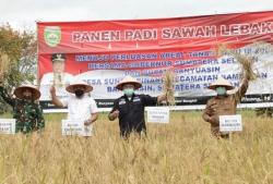 Gubernur Herman Deru Instruksikan Bupati Banyuasin Gaspol Kejar 3 Besar Produksi Pangan Nasional