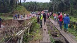 Jembatan Penghubung di Bengkulu Putus Total Gara-Gara Curah Hujan Tinggi