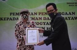 Pemkot Yogyakarta Beri Penghargaan bagi 6 Seniman dan Pengelola Bangunan Cagar Budaya