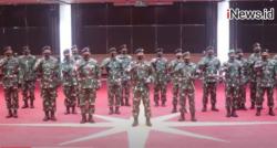 Video Panglima TNI Marsekal Hadi Tjahjanto Terima Laporan Kenaikan Pangkat 20 Pati