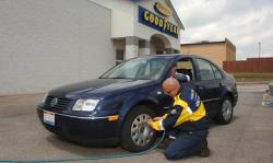 Presiden Trump Serukan Boikot Ban Goodyear terkait Larangan Topi MAGA