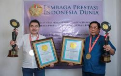 Kolaborasikan Akupuntur, 2 Dokter Hewan Ini Terima Penghargaan