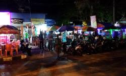 Terus Bergerak, Satpol PP Padang Imbau Warga Patuhi Protokol Kesehatan<