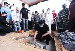 Gubernur Herman Deru Bangun GSC dan Renovasi Stadion di OKU Timur