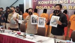 Pelaku Lempar Bom Molotov ke Kantor PDIP karena Foto Habib Rizieq Shihab Dibakar