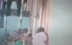 Video Remaja Perempuan Curi HP Terekam CCTV di Jaktim, Modus Pura-Pura Bertamu