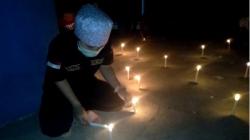 Terima Insentif Rp12,5 Juta/Bulan, 489 Dokter Residen Unsrat Pasang 500 Lilin