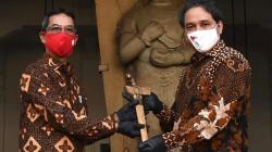 Istana Serahkan Keris Pusaka Bugis kepada Museum Nasional Indonesia