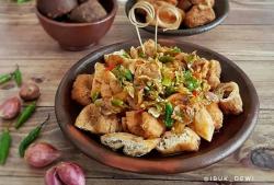 5 Resep Tahu Gejrot Gurih, Rasa Pedas Bikin Ketagihan 