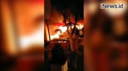 Video Polsek Ciracas Jakarta Timur Diserang Kelompok Orang Tak Dikenal