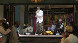 Penobatan Sultan Sepuh XV Cirebon PRA Luqman Arief Zulkaedin