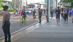 Warga Masih Padati Bundaran HI untuk Berolahraga Meski CFD Ditiadakan