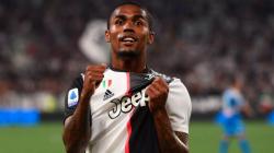 Sulit Dapat Jadon Sancho, MU Alihkan Bidikan ke Douglas Costa