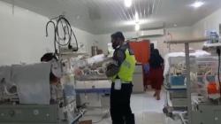 Heroik, Polantas di Padang Selamatkan Bayi yang Dibuang Dekat Tong Sampah<