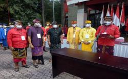 Pasangan Petahana Giri-Asa Optimistis Menang 90 Persen Lawan Kotak Kosong