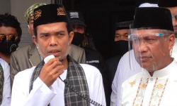 Pilwalkot Bukittinggi, Erman Safar-Marfendi Daftar ke KPU Diantar Ustaz Abdul Somad