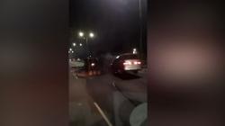 Detik-Detik Alphard Tubruk Truk Terguling di Tol Pulo Gebang
