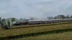 Mobil Tertabrak Kereta Api di Malang hingga Terseret 300 Meter, 1 Tewas 6 Luka-Luka