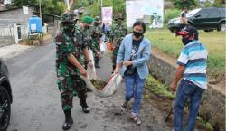 Kodam Merdeka dan Mahasiswa KKT Unsrat Gelar Kerja Bakti di Tingkulu Manado