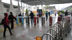 Hari Pertama PSBB Total di Jakarta, Stasiun Bogor Tampak Lengang