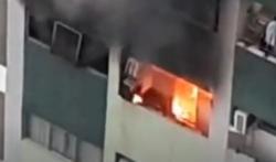 Video Apartemen di Pulo Gebang Jaktim Terbakar akibat Puntung Rokok