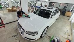 Kaca dan Bodi Mobil Putih-Putih Jamuran, Jangan Malas Bilas Kendaraan setelah Hujan