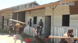 Video Ratusan Massa Serbu Perusahaan Tambang Emas China, TKA Jadi Incaran Warga