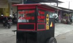 Video Tahu Gejrot di Bandung Laris Setelah Ditabrak Tank Tempur TNI