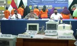 Video Polisi Amankan 10 Pelaku terkait Klinik Aborsi di Jakpus