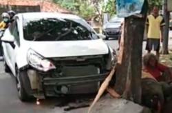 Kronologi Mobil Kia Tabrak 3 Pengemis di Tasikmalaya, 1 Orang Tewas