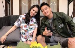 Dibandingkan Regina Poetiray, Siapa yang Nyanyi Lebih Merdu? Momo Eks Geisha: Suka Suara Aku