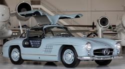 Mobil Tua Buatan 1957 Ini Terjual Rp20 Miliar