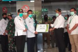 Serahkan Bantuan APD, Menko PMK Muadjir Minta Pekalongan Tekan Kasus Covid-19