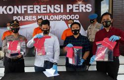 Simpan Sabu-Sabu di Botol Deodoran, Tiga Pengedar Ditangkap Polisi    