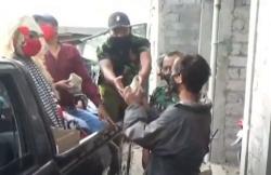 Video Relawan di Bali Razia Perut Lapar Bagikan Makanan bagi Warga Terdampak Pandemi