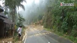 Video Longsor di Pacitan Rusak 4 Tiang PLN, Aliran Listrik Padam