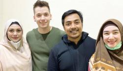 Celine Evangelista Berhijab dan Ikut Pengajian, Netizen Heboh: Mualaf?