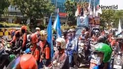 Aksi Blokir Jalan di Tangerang, Ribuan Buruh Gabungan Tolak Omnibus Law RUU Cipta Kerja