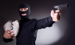 3 Polisi Terluka saat Baku Tembak dengan Residivis Curas, Pelaku Tewas 