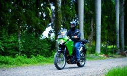 Cara Mengendarai Motor Petualang, Perhatikan Langkah Dasar Ini