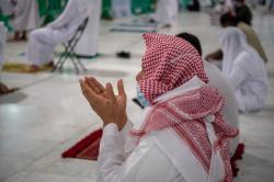 Doa setelah Sholat Fardhu dan Sunah Lengkap dengan Artinya