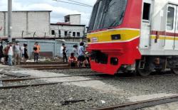 Dua Orang Tewas Tertabrak KRL di Sunter Agung