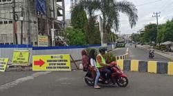 Pembangunan RSUD Baturaja Berbahaya, Dishub OKU Tutup Jalan Sementara<