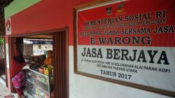 Belanja Sembako dengan Kartu Keluarga Sejahtera di E-Warong