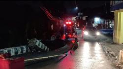 Hujan Deras, Jalan Wadas Raya di Pancoran Mas Depok Ambles