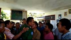 Penyerahan Mobil Pedesaan di Kepulauan Sula Ricuh, Warga Sempat Tolak Bantuan