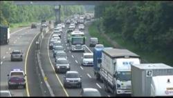 Libur Panjang Hari Kedua, Arus Lalu Lintas di Tol Purbaleunyi Padat<